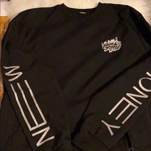 NWT new money long sleeve tee..